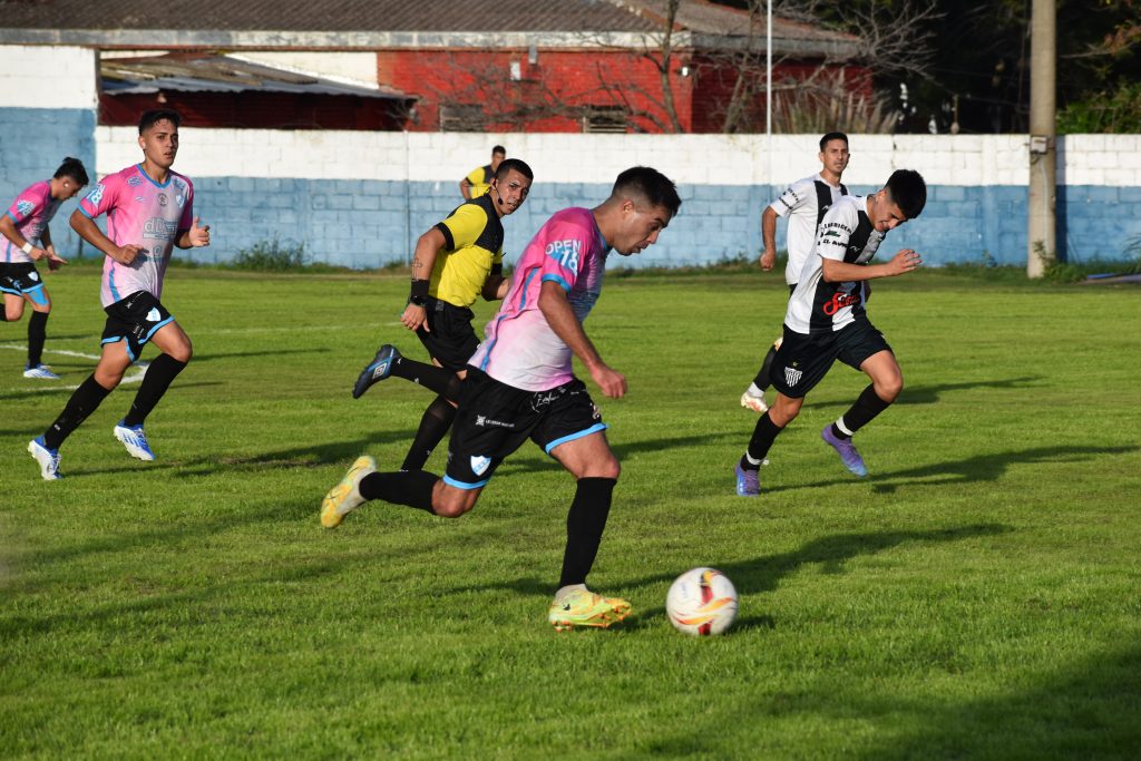 Paraná extendió su racha
