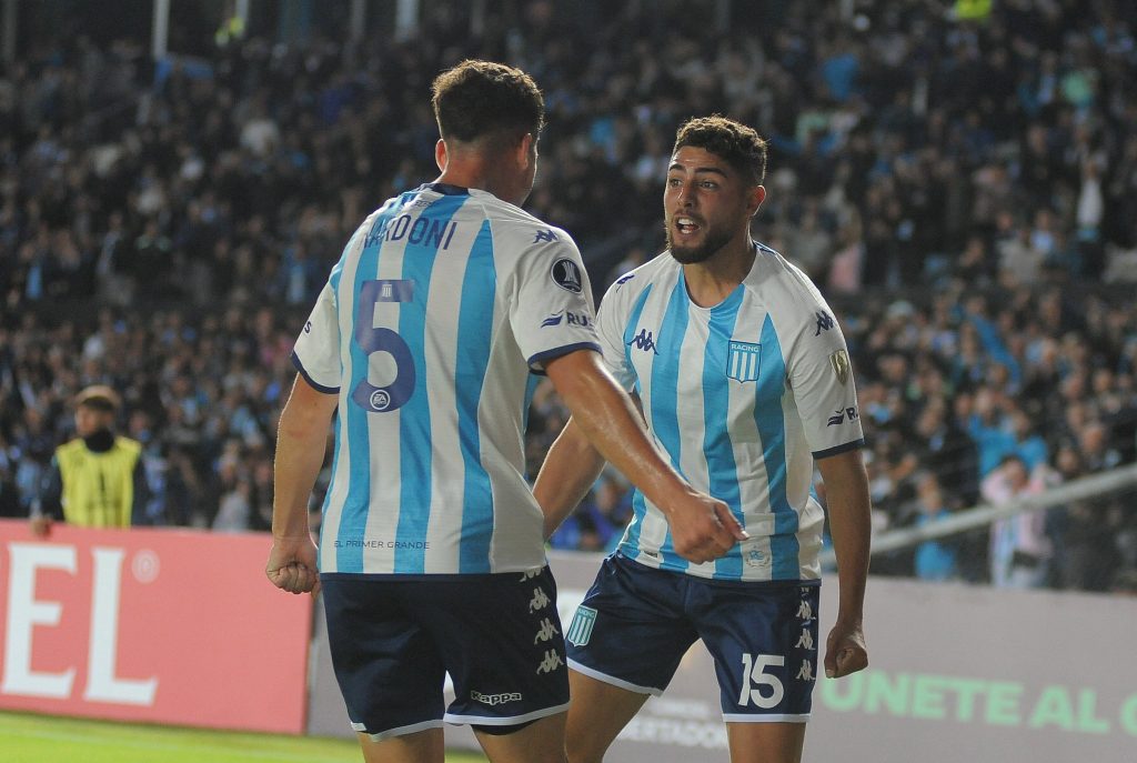 Racing se enfrenta con Platense en un partido clave para la continuidad de Gago