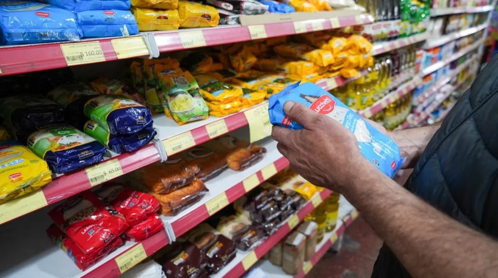 Un ranking global ubica a la Argentina como el segundo país con mayor inflación en alimentos
