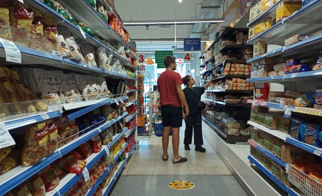 Una familia tipo necesitó $203.361 en abril para no ser pobre