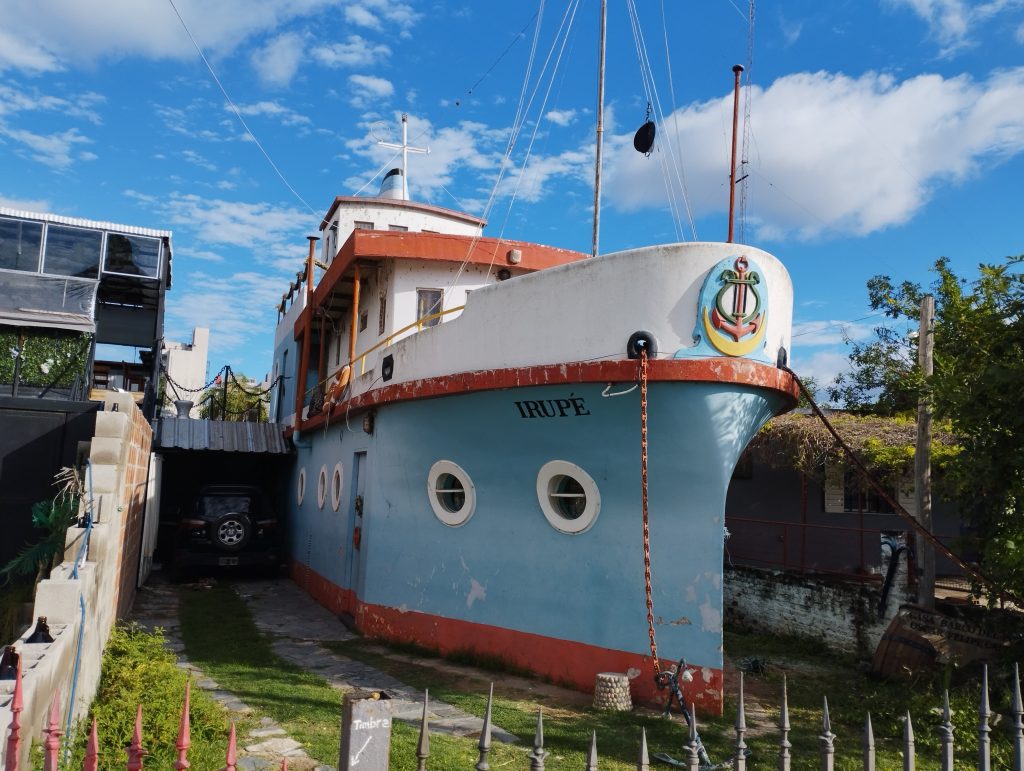 Noticia escrita por Valentín Cúneo sobre la Casa Barco Irupé