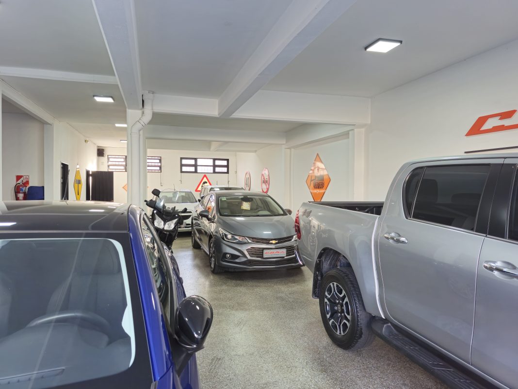 Autos usados bajó la venta por la incertidumbre económica