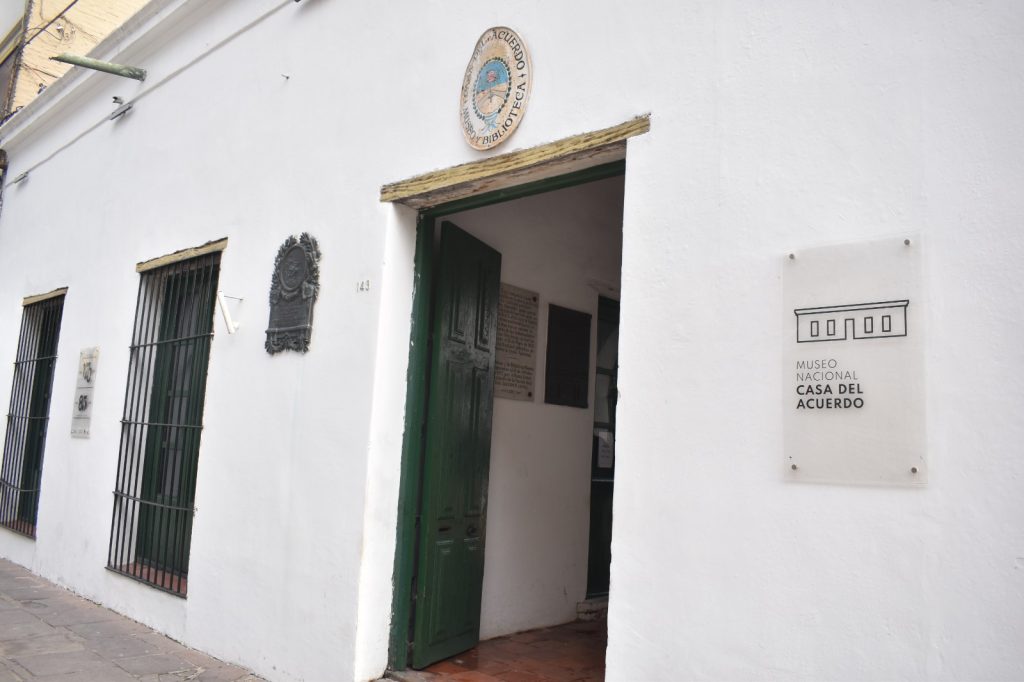 Museos Nacionales abrirán sus puertas tras garantizarse pago de horas extras