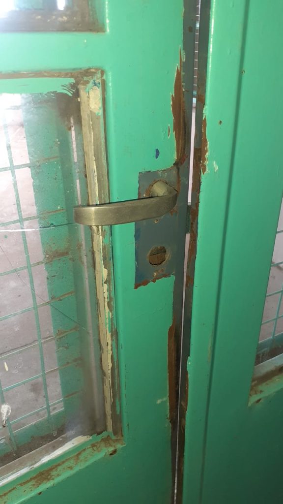 Las escuelas, el blanco de los delincuentes