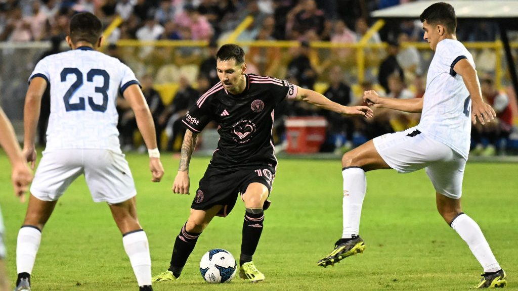 El Salvador e Inter Miami empatan sin goles en partido amistoso 