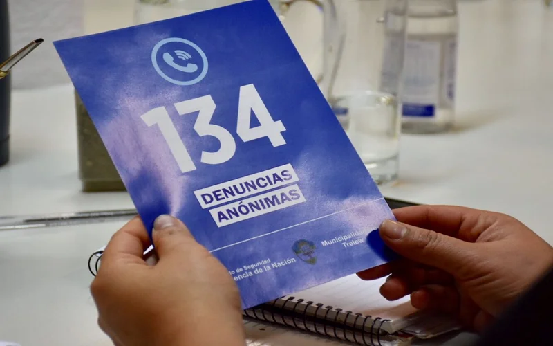 La línea 134 recibió un total de 57.300 de extorsión y aprietes