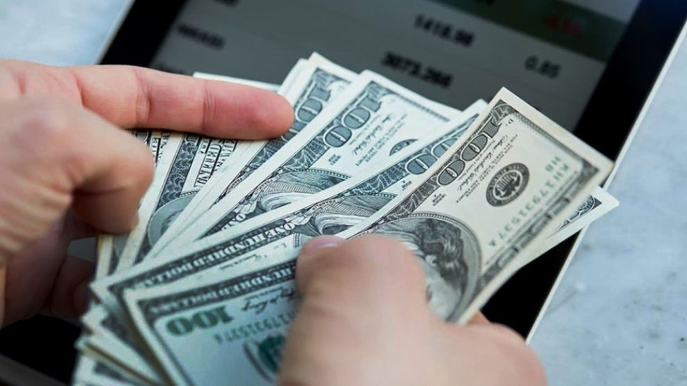 Las pymes podrán acceder al dólar oficial para cancelar sus deudas