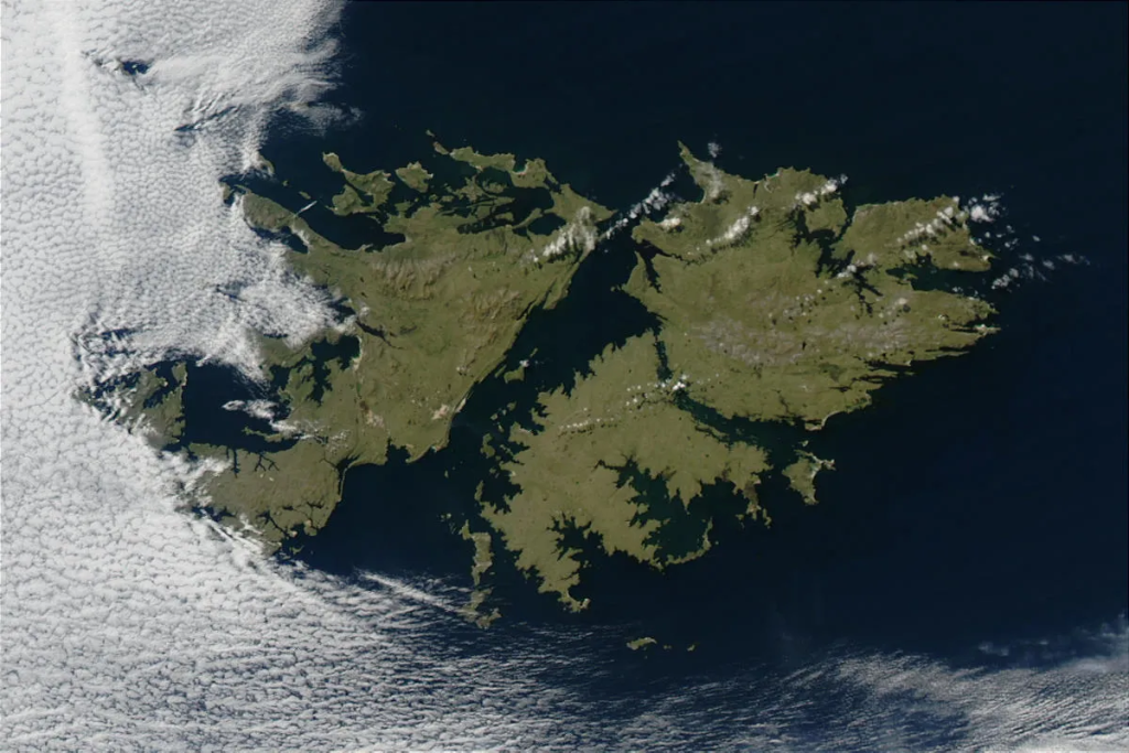 Excombatientes denunciaron "vuelos ilegales" a Malvinas: "Está en riesgo la soberanía"
