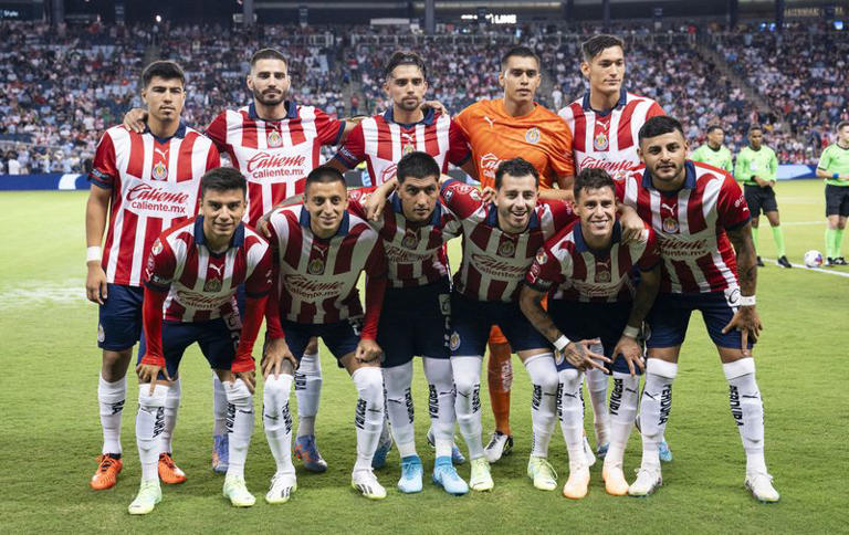 Guadalajara logra el primer triunfo en torneo mexicano de fútbol