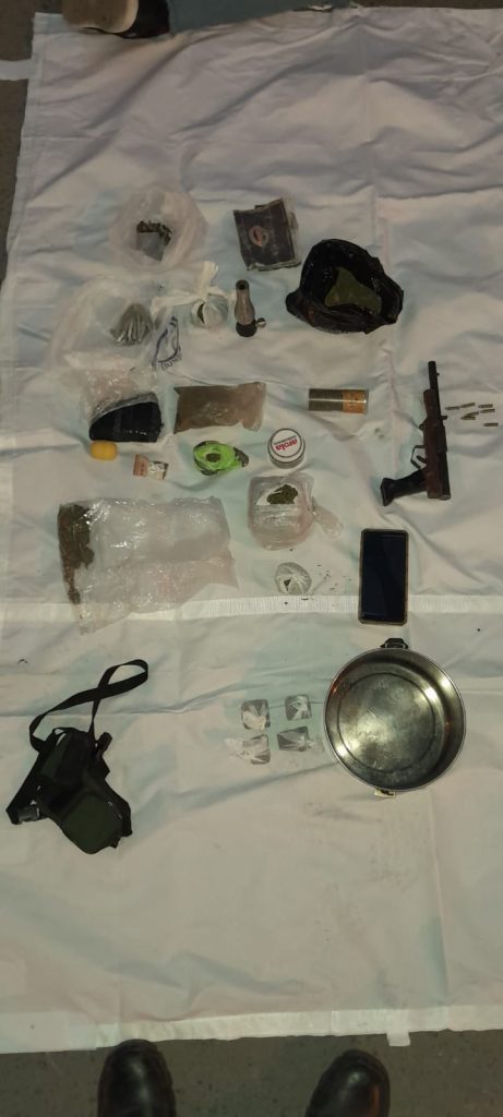 Operativo policial en Ruta 12: secuestraron droga, un arma de fuego y detuvieron a tres hombres