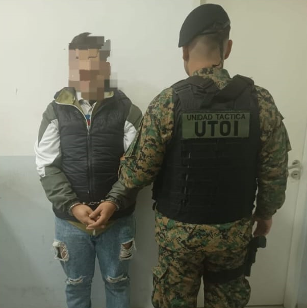 Joven detenido por circular en motocicleta con numeración adulterada en barrio 17 de Octubre