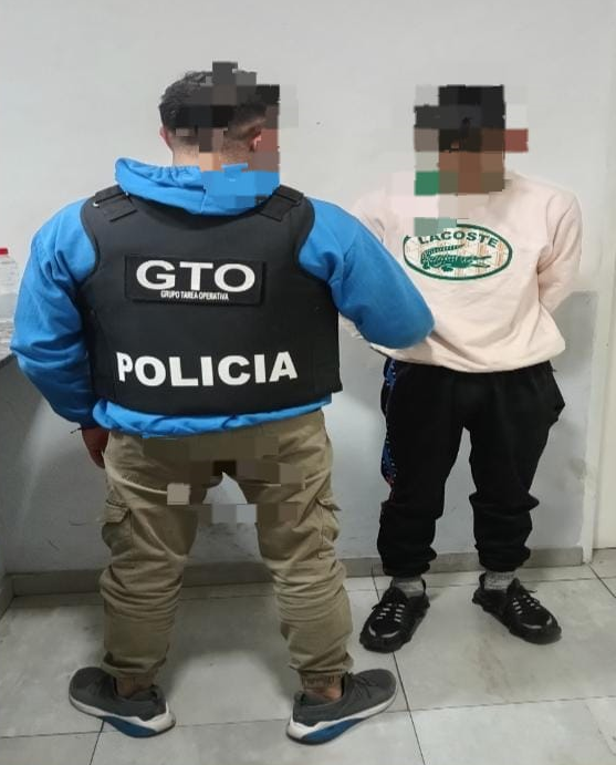 Barrio Las Mellizas: a raíz de un allanamiento, recuperaron una PlayStation 4 y detuvieron a un hombre