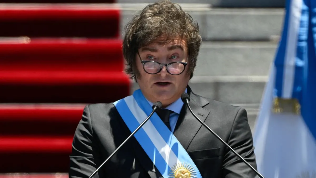 Milei confirmó que el Pacto de Mayo se firmará "en la vigilia del 8 al 9 de julio"