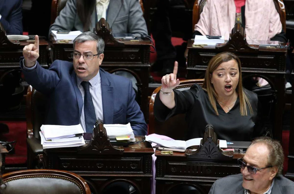 Tras la fórmula jubilatoria, con qué otras iniciativas la oposición puede complicar el déficit cero del Gobierno