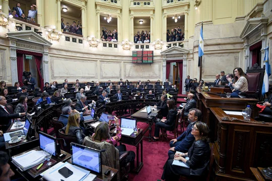 Ley Bases y paquete fiscal: Lousteau garantizó el quorum