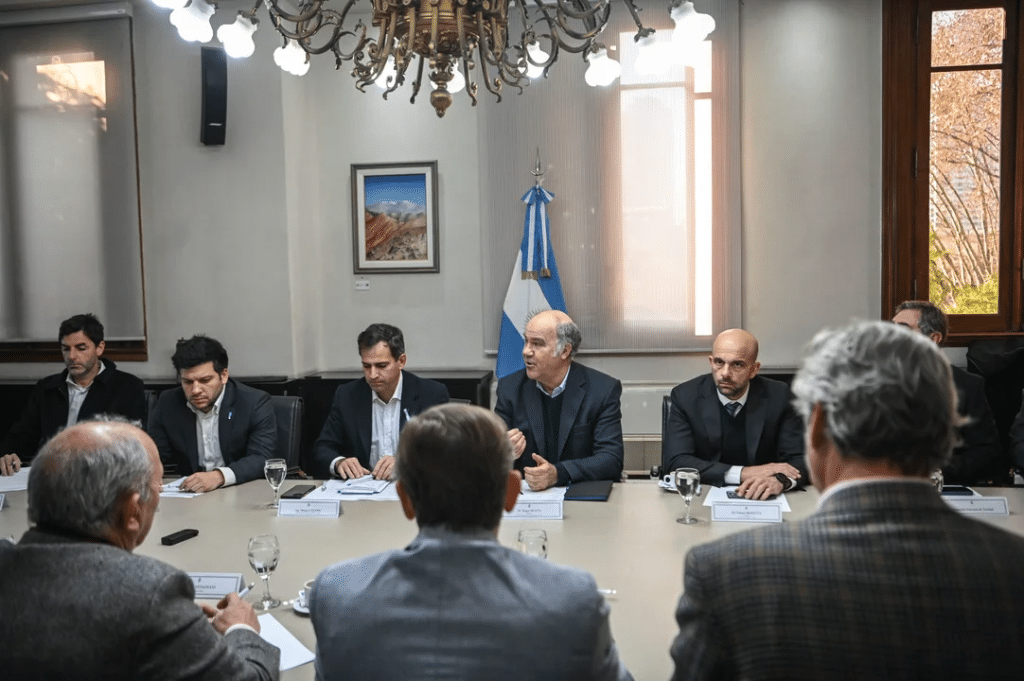 El Gobierno asistirá con $1.300 millones a provincias patagónicas afectadas por la ola polar