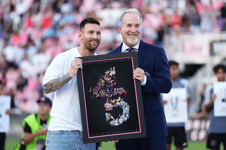 Lionel Messi recibe un emotivo homenaje de Inter Miami por sus históricos 45 títulos