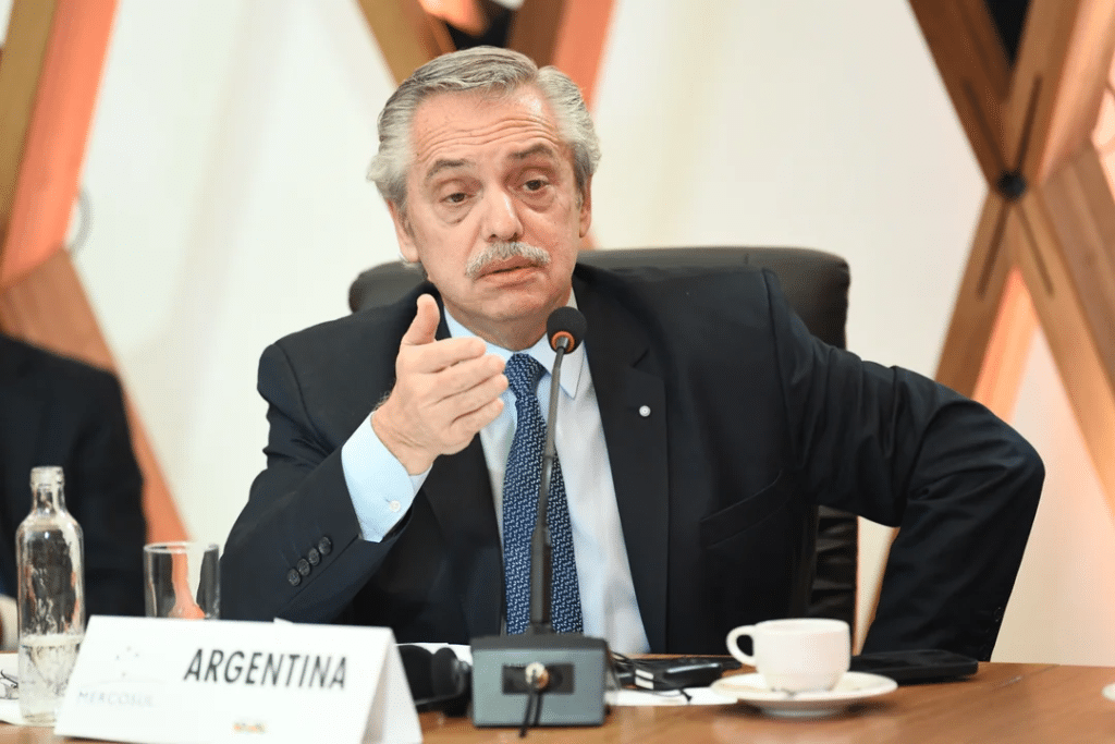Alberto Fernández se sumó a las críticas al Gobierno Nacional por no reclamar la soberanía sobre Malvinas en el Mercosur