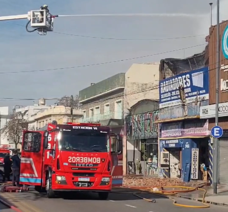 Incendio en un taller de Villa Crespo: tres heridos
