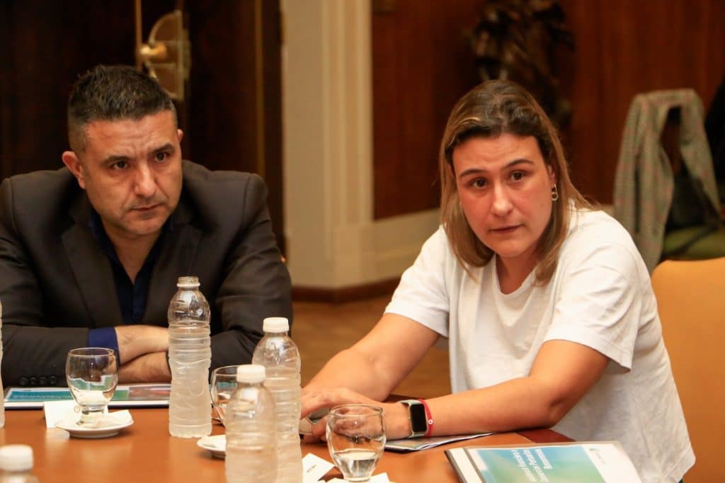 El ministro Augusto Costa recibióa Cecilia Comerio y autoridadesde otros puertos bonaerenses