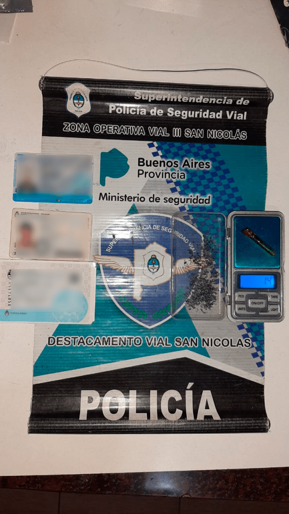 Detuvieron a un hombre con un cigarrillo de marihuana en un control vehicular en Ruta 9