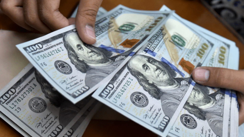 dólar