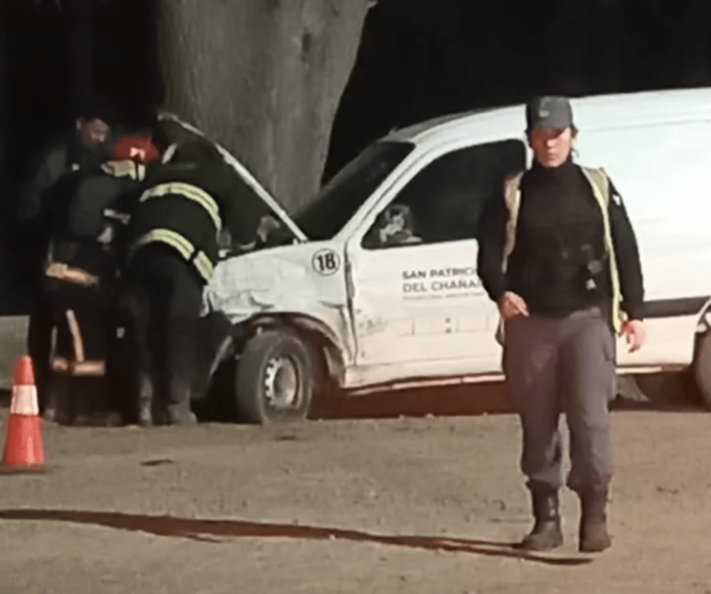 Neuquén: un empleado municipal chocó y se dio a la fuga con una camioneta oficial mientras conducía bajo los efectos del alcohol