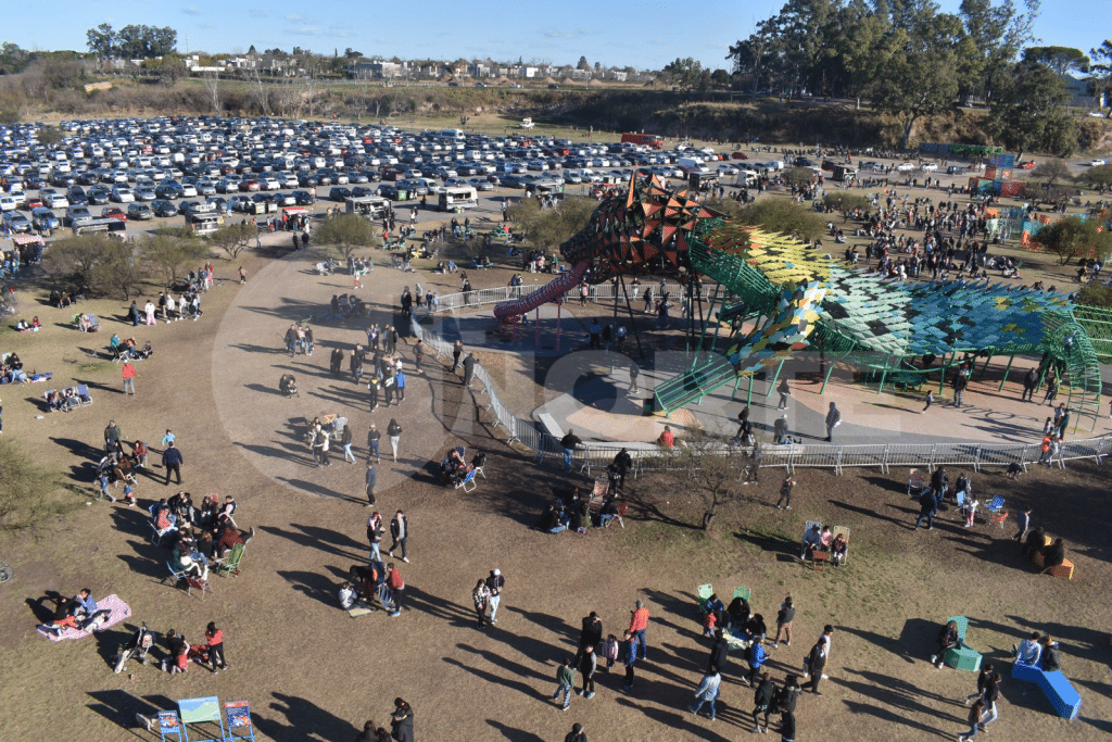 El «Festival Río» finalizó con la celebración anticipada del Día de las Infancias