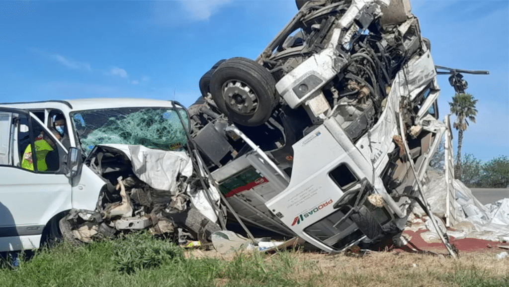 Horror en Córdoba: una pareja murió en la ruta tras un choque frontal con un camión