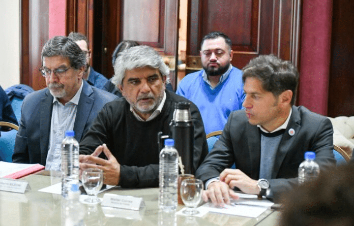 Kicillof tuvo una reunión “política” de tres horas con los gremios estatales